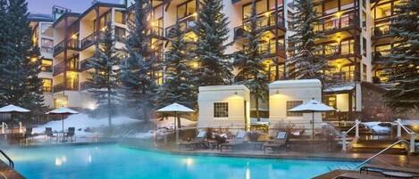 Condo (4 Bedroom Condo in Lionshead at Bouti) | Exterior