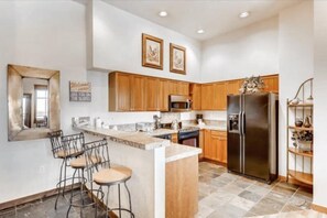 Lägenhet (Downtown Breckenridge 2 Bedroom Condo) | Eget kök