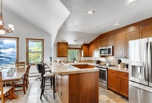 Appartamento (3 Bedroom Mountain Vacation Rental on) | Esterni