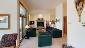 Condo (Comfortable and Cozy 2 Bedroom Condo ) | Fachada