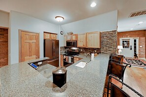 Exterior - Family-friendly 3 Bedroom Vacation Rental in West Keystone Resort Along the Snake River With Pool and Hot Tub (Keystone)