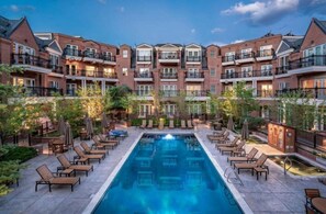 Condo (Aspen Mountain Residences, 2 Bedroom ) | Exterior