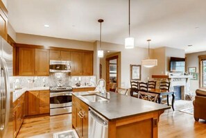 Condo (Luxury 2 Bedroom Mountain Vacation Re) | Exterior - Luxury 2 Bedroom Mountain Vacation Residence With Hot Tub, Pool, and Easy Access to Ski Slopes (Breckenridge)