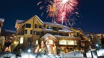 Apartment (Luxury 2 Bedroom Ski in, Ski out Moun) | Außenbereich