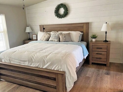 The Lakehouse Roosevelt-Inviting & Peaceful Escape