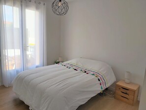 2 habitaciones, tabla de planchar con plancha y wifi 