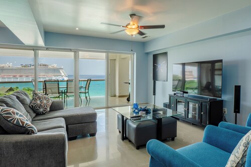 CASA MERMAID - Newly Redecorated Condo On The 6th Floor