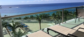 CASA MERMAID - Newly Redecorated Condo On The 6th Floor