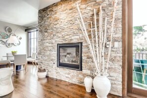 Exterior - 3 Bedroom Luxury Residence in Lionshead Village - Mere Steps to Eagle Bahn Gondola (Vail)