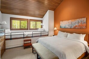 Balcony - Premier Ski in, Ski out 3 Bedroom Colorado Vacation Rental Steps From the Ski Slopes With Hot Tub and Pool (Snowmass Village)