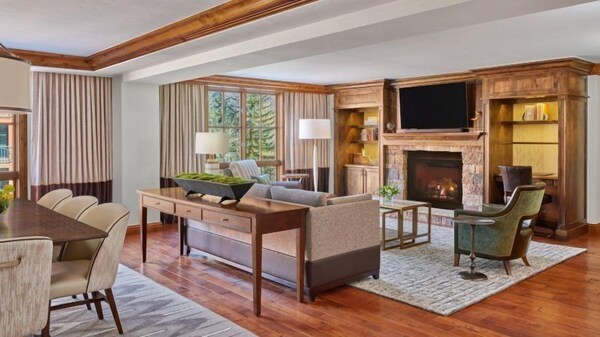 Aspen St. Regis Luxury 3 Bedroom Residence - 5-star Resort In World Class Destination - Aspen, CO