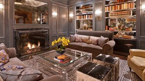 คอนโด (Aspen St. Regis Luxury 3 Bedroom Resi) | บริเวณภายนอก