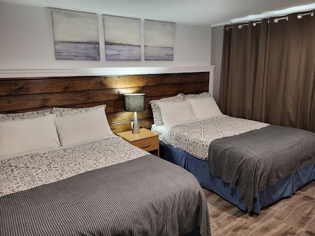 Superior Double Room, 2 Double Beds | Desk, laptop workspace, free WiFi, bed sheets. Scoodic Motel