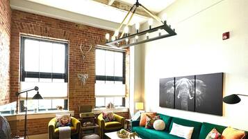 Smart TV, books, music library, stereo