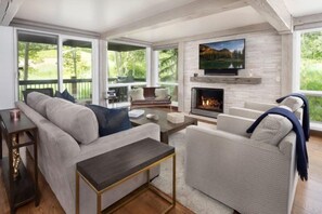 Apartment (Contemporary 3 Bedroom Ski In, Ski Ou) | Außenbereich