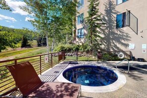 콘도 (Spacious Ski in, Ski out 2 Bedroom Va) | 외관