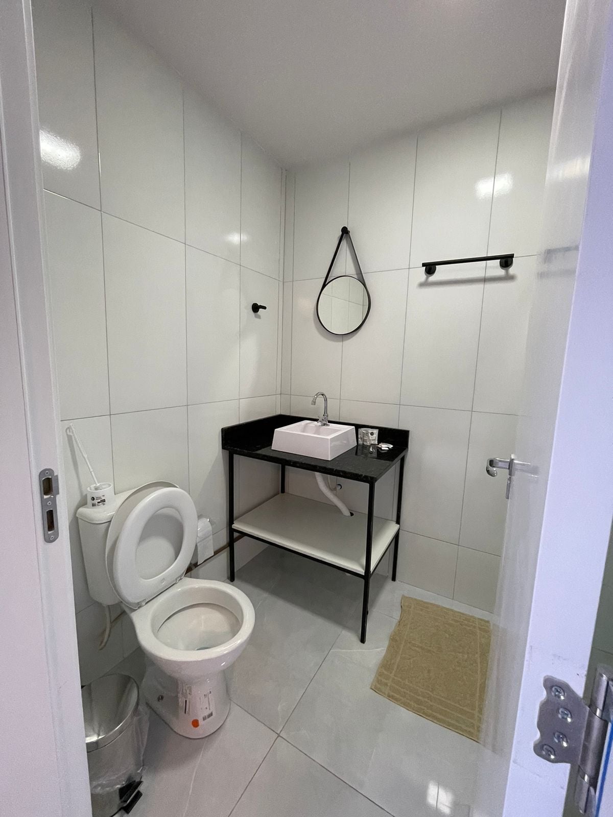 Artículos de tocador gratuitos, secador de pelo