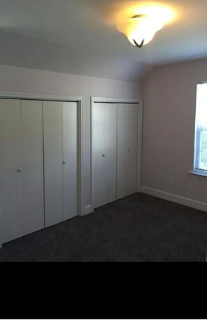 Interior - Private room close to downtown entertainment (Birmingham)