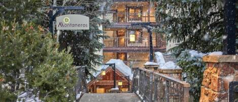 Condo (1 Bedroom Boutique Resort Condo with ) | Exterior