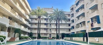 LA PINEDA HOLIDAY APARTMENT