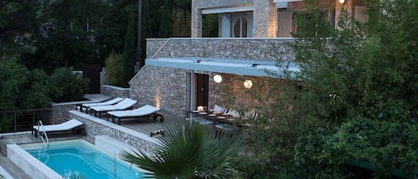 Una piscina riscaldata