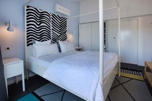 6 bedrooms, free WiFi, bed sheets