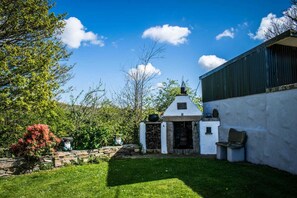Casa tradicional, con acceso para personas discapacitadas, baño privado (Entire House - Sleeps 14) | Jardín