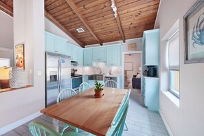 Dining - Beach Baby | Renovated Gulf-Front Escape (Panama City Beach)