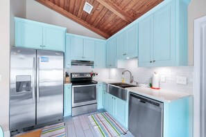 Fridge, microwave, oven, stovetop - Beach Baby | Charming Cottage | Private Pool & Golf Cart Included (Panama City Beach)