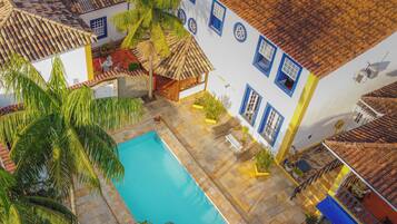 Alberca al aire libre