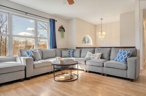 Smart-TV, peis, videospill og DVD-spiller