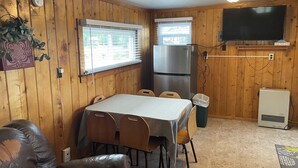 Dining - Cozy cabin #1 in mountains near Rio Grande River (South Fork)
