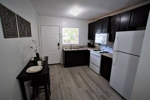 Micro-ondes, plaque de cuisson