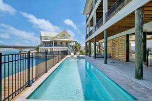 A heated pool - Gorgeous Beach Home! Private pool, fishing deck, gulf and lagoon access! (Gulf Shores)