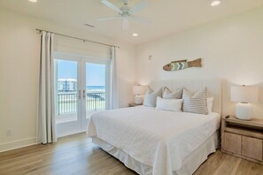7 bedrooms, iron/ironing board, free WiFi, bed sheets - Gorgeous Beach Home! Private pool, fishing deck, gulf and lagoon access! (Gulf Shores)