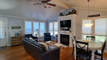 Smart TV, fireplace, DVD player, books