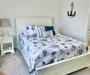 2 bedrooms, desk, iron/ironing board, free WiFi