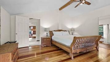 3 Schlafzimmer, Schreibtisch, kostenloses WLAN, Bettwäsche