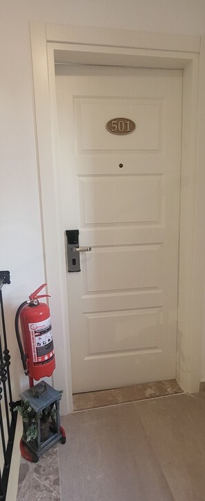 Zimmer | Hochwertige Bettwaren, Tempur-Pedic-Betten, Minibar, Zimmersafe