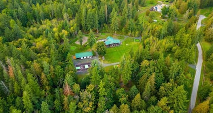 #Maplerockresort-13 acre/GolfCourse/VirtualGolf/Gymnasium/Arcade/Volleyball!!!