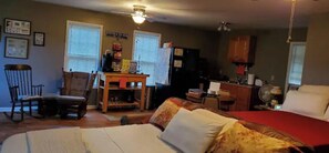 1 bedroom, bed sheets