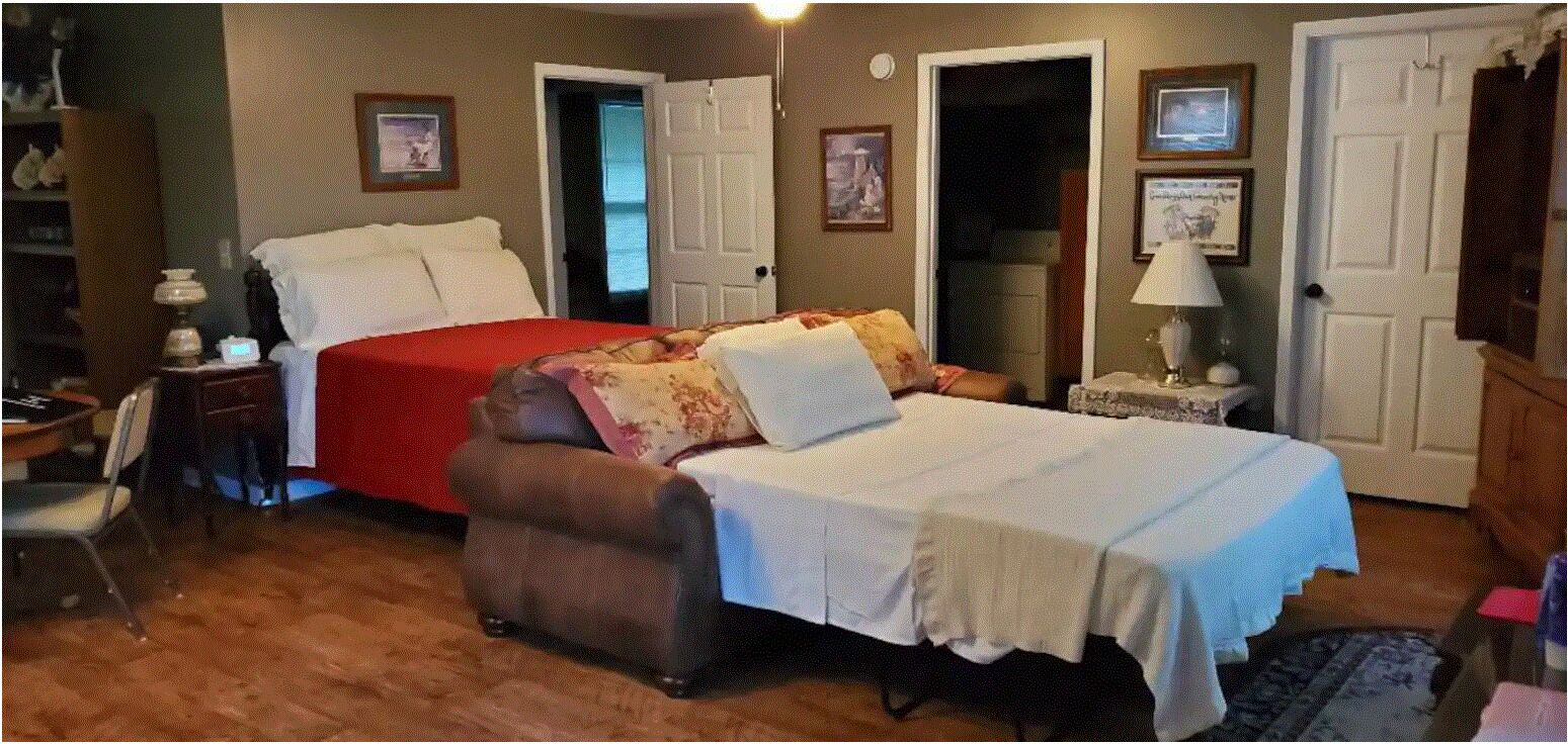 1 多间卧室、床单