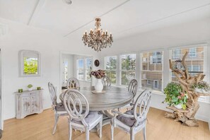 Dining - 7 Bedroom 4.5 bath Single Family Home (Seaside Park)