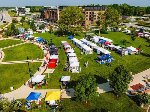 Noblesville Getaway | Cozy, Central & Relaxing