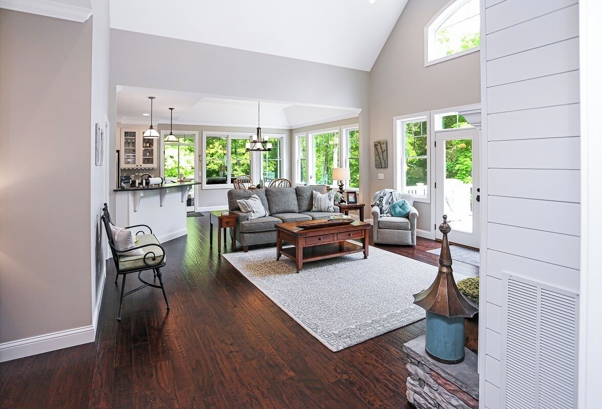 Smart-TV, Kamin, DVD-Player, Tischfußball