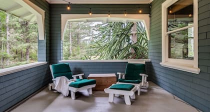 Private Beach Estate 6B, Group Friendly