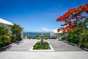 Terrace/patio - Libellule (5 bedrooms) - An idyllic villa with pool, Terres Basses, St. Martin (Terres Basses)