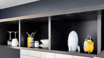 Courtyard Studio (With free secure parking) | Private kitchen