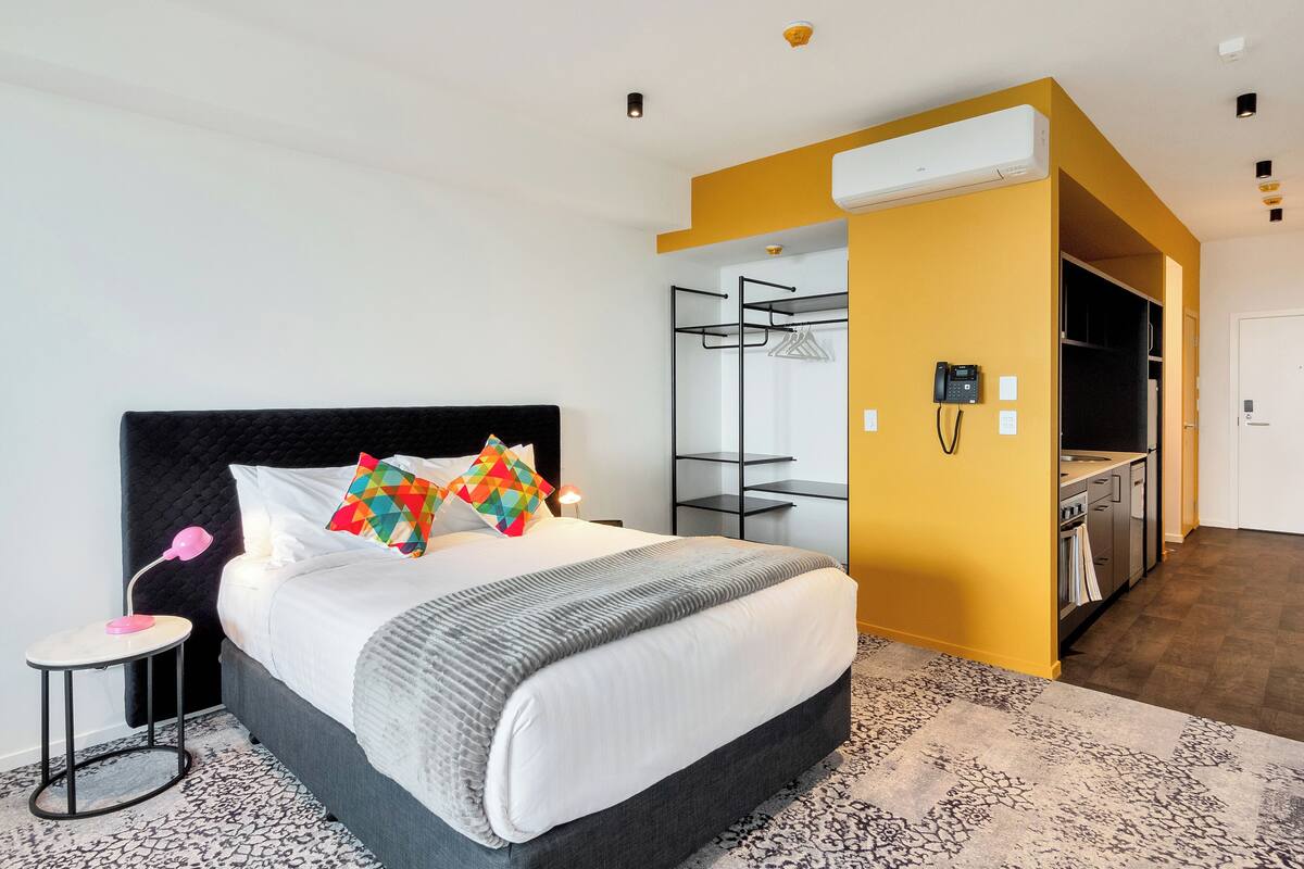 Minibar, desk, soundproofing, iron/ironing board (on request)