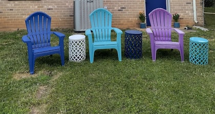 Private Basement Room Pet Friendly Fenced Yard